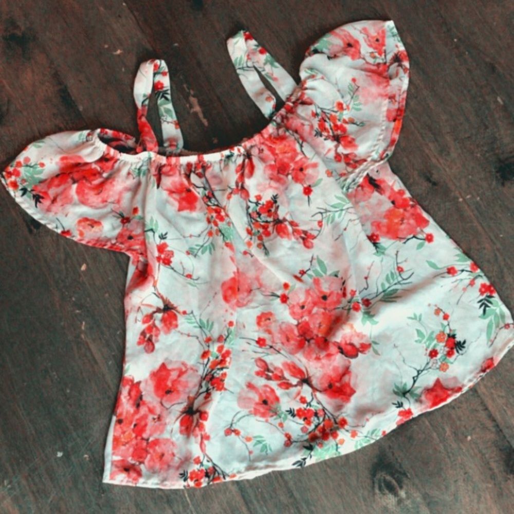 Womens open shoulder top